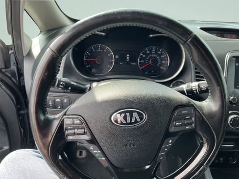 Used 2017 Kia Forte S w/ S Technology Package FWD image 17