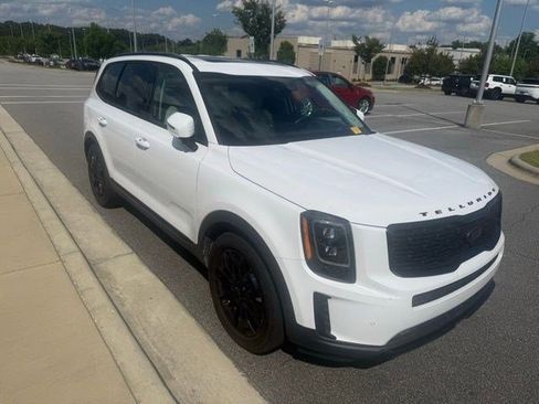 Used 2021 Kia Telluride SX w/ SX Prestige Package AWD/4WD image 4