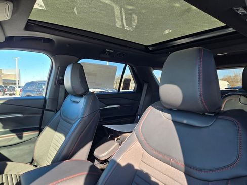 New 2026 Ford Explorer ST-Line image 24