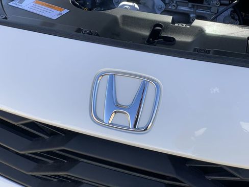 Used 2023 Honda HR-V Sport image 29
