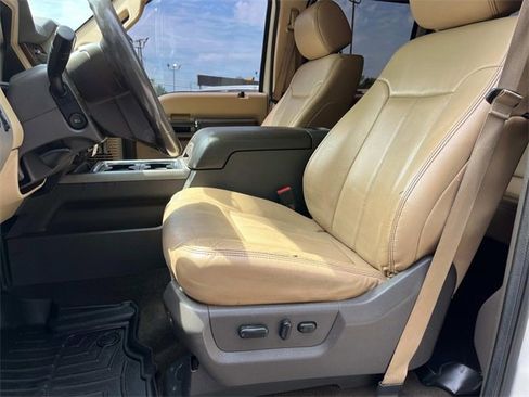 Used 2016 Ford F250 Lariat image 30