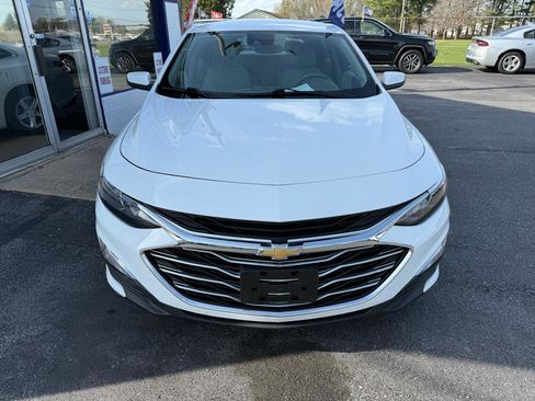 Used 2022 Chevrolet Malibu LS w/ Driver Confidence Package II image 4