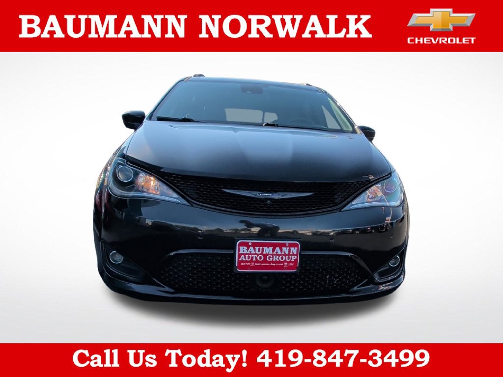 Used 2018 Chrysler Pacifica Touring-L w/ Advanced Safetytec Group FWD image 44