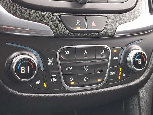 Used 2024 Chevrolet Equinox LT AWD/4WD image 15