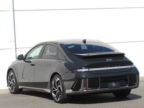 Used 2024 Hyundai Ioniq 6 SEL RWD image 5