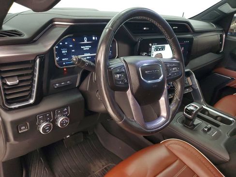 Used 2022 GMC Sierra 1500 Denali Ultimate AWD/4WD image 9
