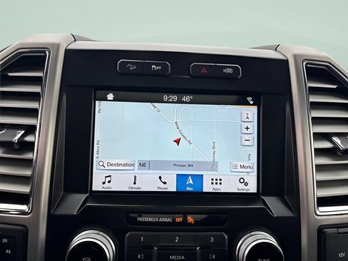 Used 2016 Ford F150 Platinum w/ Equipment Group 701A Luxury AWD/4WD image 17