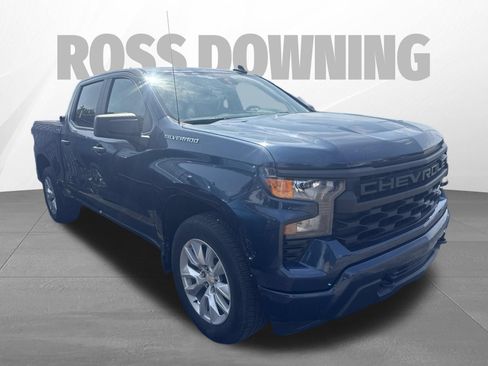 Used 2022 Chevrolet Silverado 1500 Custom RWD image 3