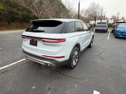 New 2026 Lincoln Corsair Premiere image 7