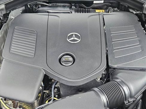 New 2026 Mercedes-Benz GLC 300 image 16