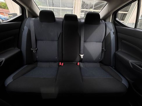 Used 2025 Nissan Versa SV image 37