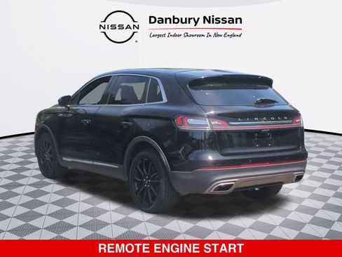 Used 2023 Lincoln Nautilus Reserve w/ Monochromatic Package AWD/4WD image 6