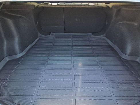 Used 2024 Toyota Corolla LE image 32