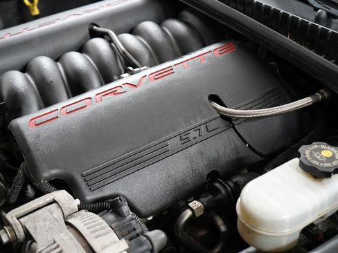 Used 2000 Chevrolet Corvette Coupe RWD image 26
