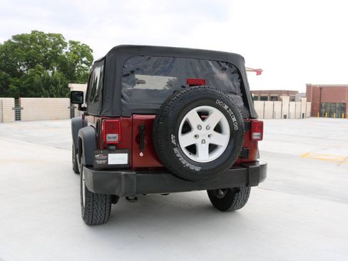 Used 2010 Jeep Wrangler Rubicon w/ PWR Convenience Group AWD/4WD image 44