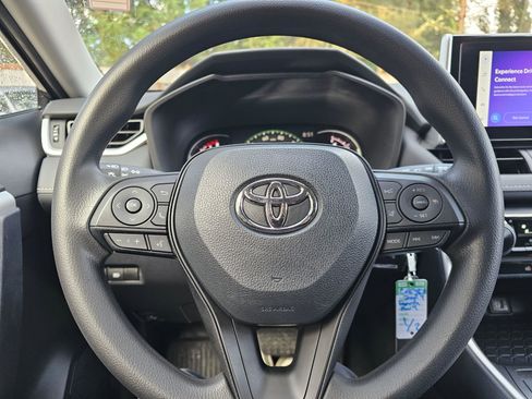 Used 2024 Toyota RAV4 LE image 23