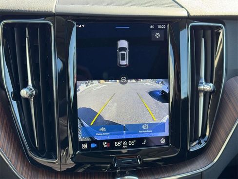 Certified 2023 Volvo XC60 B5 Plus image 26