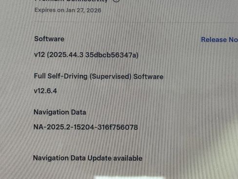 Used 2023 Tesla Model 3 Standard Range image 25