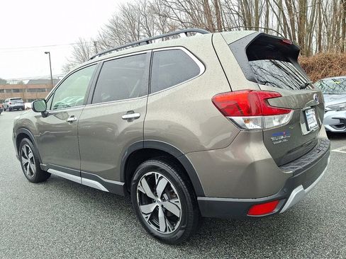 Used 2019 Subaru Forester Touring image 4