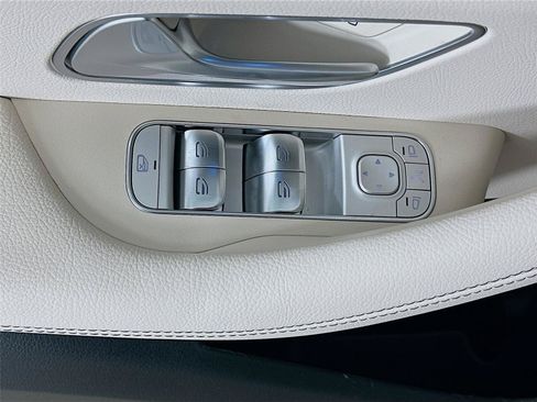 Certified 2026 Mercedes-Benz GLE 450 4MATIC image 23