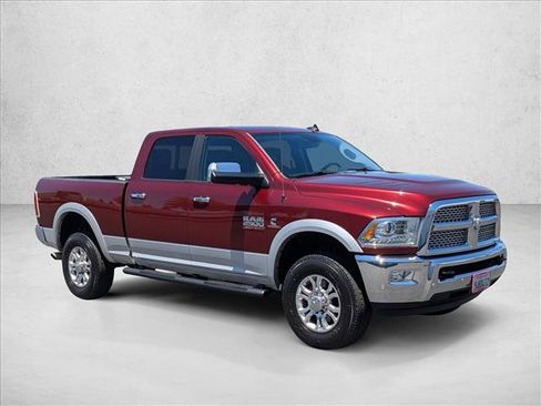 Used 2016 RAM 2500 Laramie AWD/4WD image 3