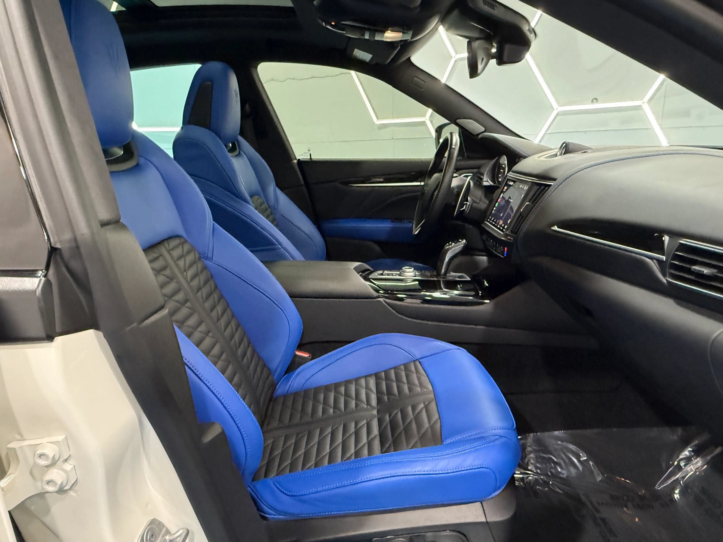 Used 2023 Maserati Levante Modena S AWD/4WD image 29