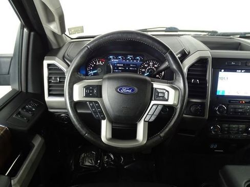 Used 2018 Ford F150 Lariat image 24