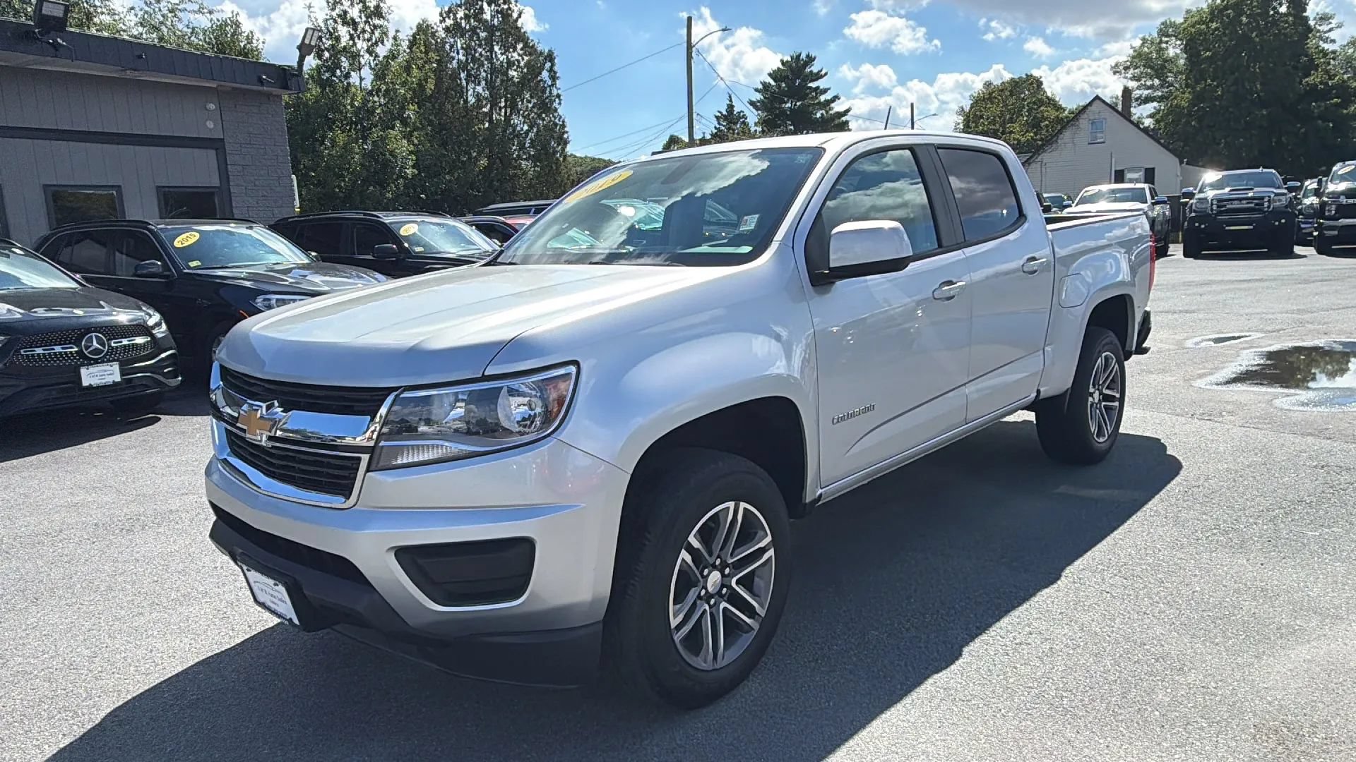 Used 2019 Chevrolet Colorado W/T w/ Custom Special Edition AWD/4WD image 3