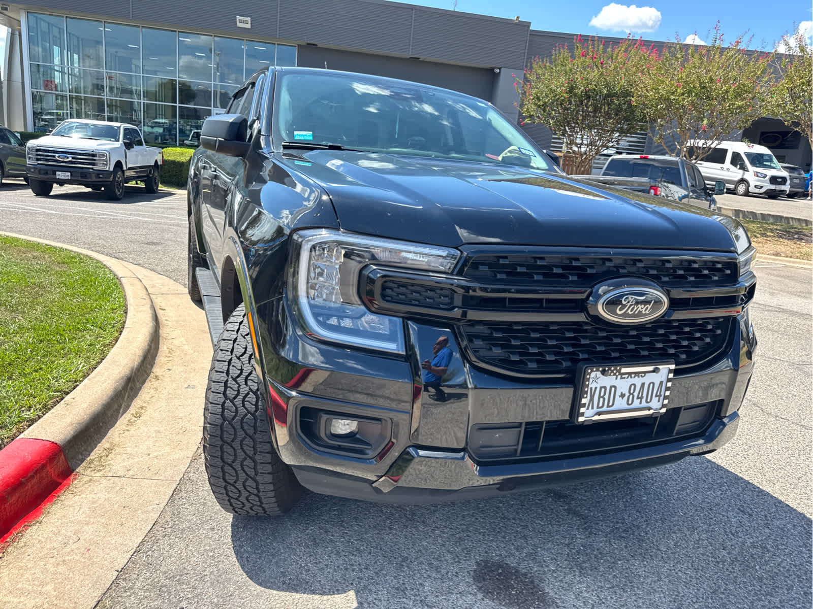 Used 2025 Ford Ranger XLT w/ Black Appearance Package RWD image 4