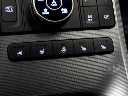 Used 2024 Hyundai Palisade Calligraphy image 19