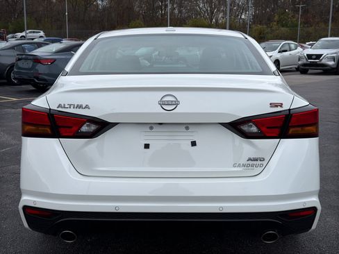 New 2025 Nissan Altima 2.5 SR image 7