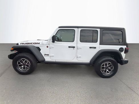 Used 2024 Jeep Wrangler Unlimited Rubicon AWD/4WD image 7