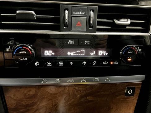 Used 2024 Nissan Armada SL image 37