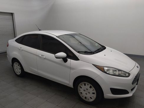 Used 2018 Ford Fiesta S FWD image 11