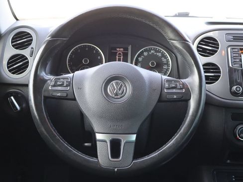 Used 2017 Volkswagen Tiguan Wolfsburg Edition AWD/4WD image 18