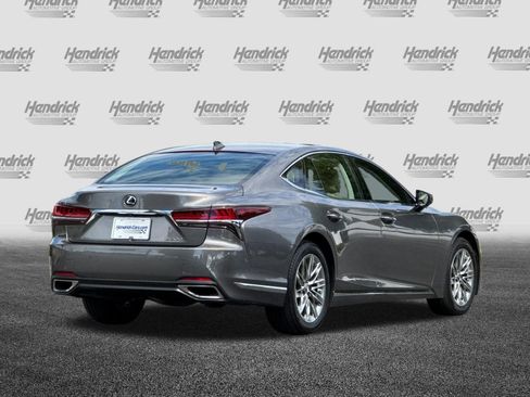 Used 2018 Lexus LS 500 w/ Accessory Package (Z2) RWD image 5