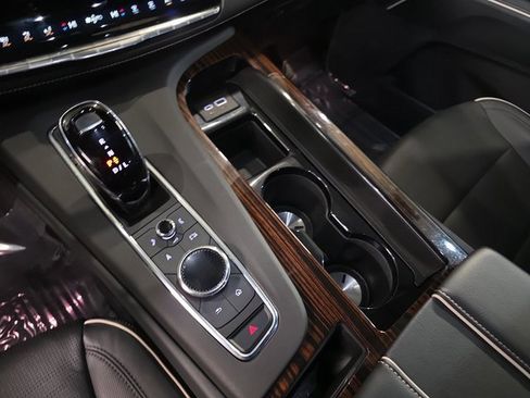 Certified 2023 Cadillac Escalade ESV Premium Luxury image 27