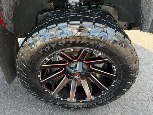 Used 2019 GMC Sierra 2500 Denali AWD/4WD image 10