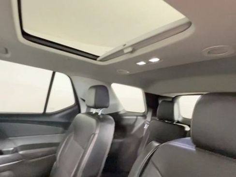 Used 2019 Chevrolet Traverse Premier w/ Redline Edition AWD/4WD image 18