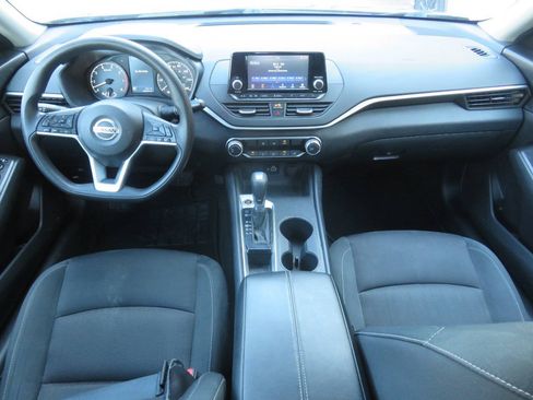 Used 2021 Nissan Altima 2.5 S FWD image 12