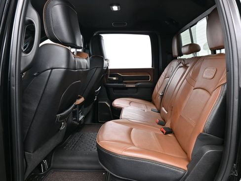 Used 2024 RAM 2500 Limited AWD/4WD image 37