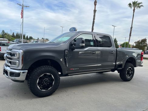 New 2026 Ford F250 Lariat w/ Tremor Off-Road Package AWD/4WD image 1
