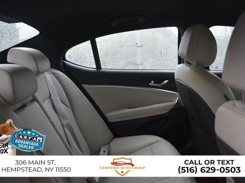 Used 2025 Genesis G70 2.5T image 24