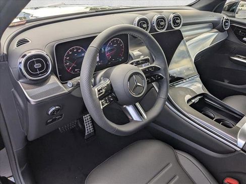 New 2026 Mercedes-Benz GLC 300 4MATIC image 3
