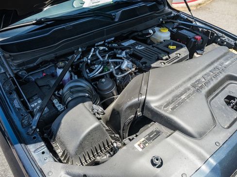 New 2026 RAM 2500 Laramie AWD/4WD image 23