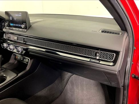 Used 2025 Honda Civic Sport image 22