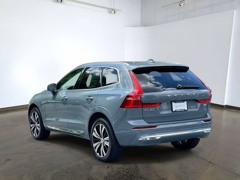 Used 2023 Volvo XC60 B5 Plus w/ Climate Package AWD/4WD image 6