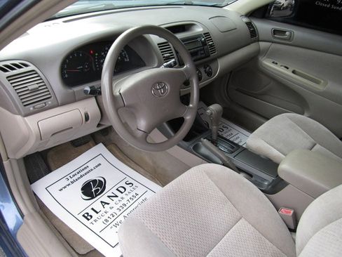 Used 2003 Toyota Camry LE image 5