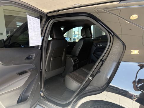 Used 2024 Chevrolet Equinox RS FWD image 20