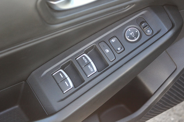 Used 2023 Honda Accord EX image 26